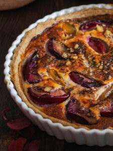 Pflaumentarte mit Gorgonzola