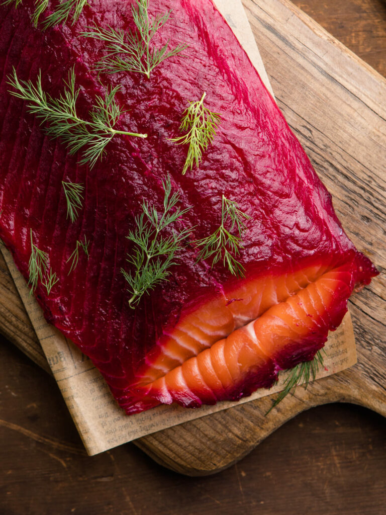 Rote-Bete-Gravlax nach skandinavischer Art