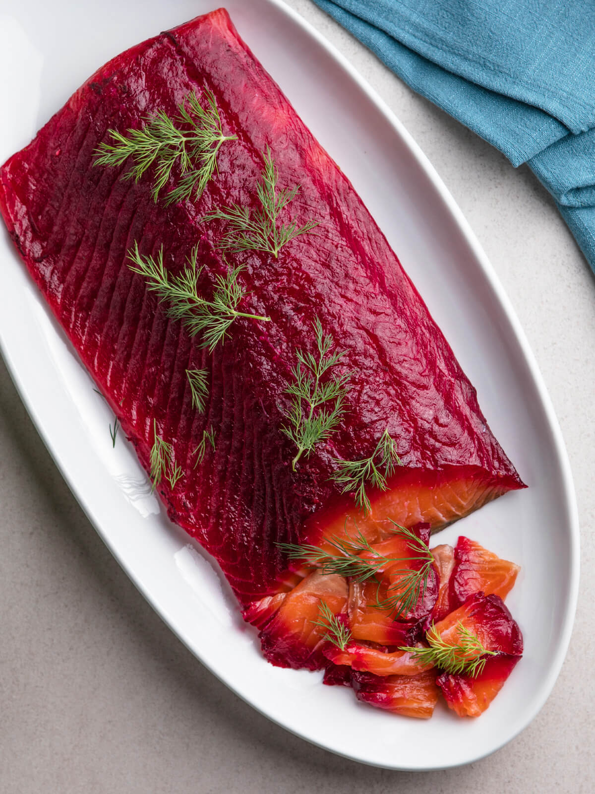 Rote-Bete-Gravlax nach skandinavischer Art