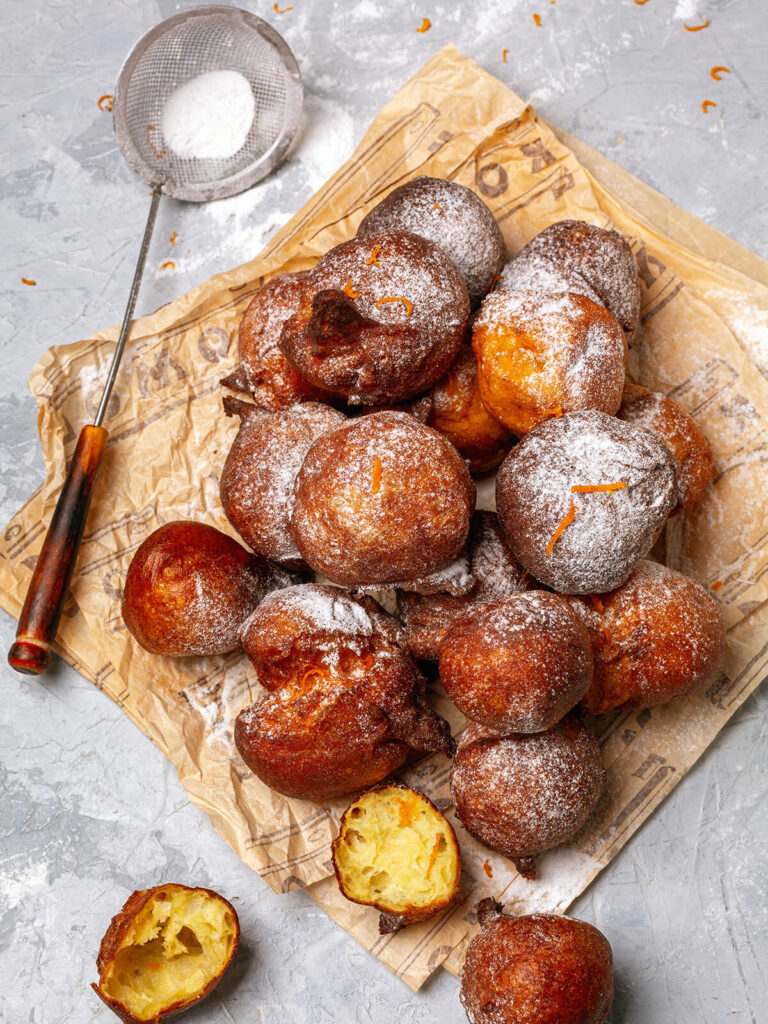 Französische Beignets aus Brandteig