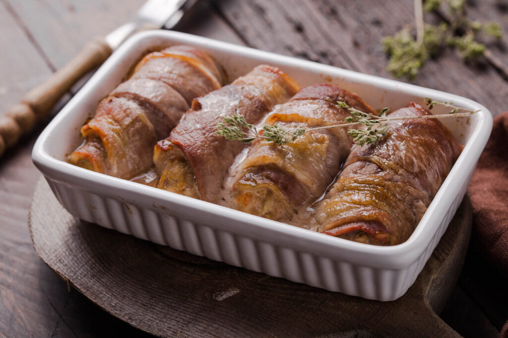 Fleischröllchen mit Beilagen