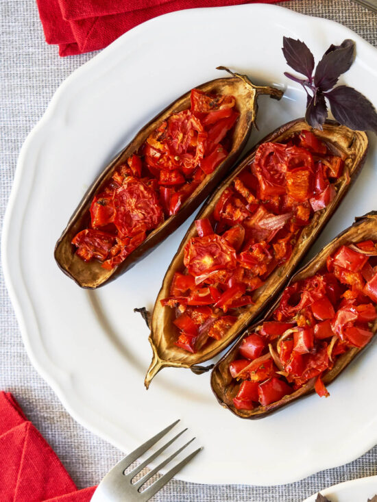 Gefüllte Auberginen mit Tomaten-Paprika