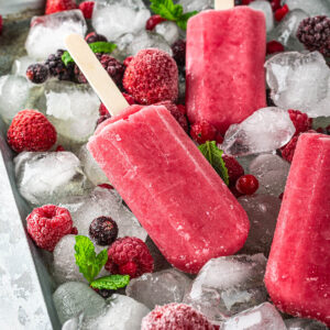 Himbeer-Joghurt-Stieleis