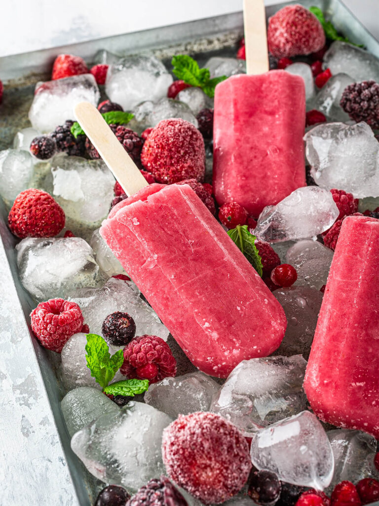 Himbeer-Joghurt-Stieleis