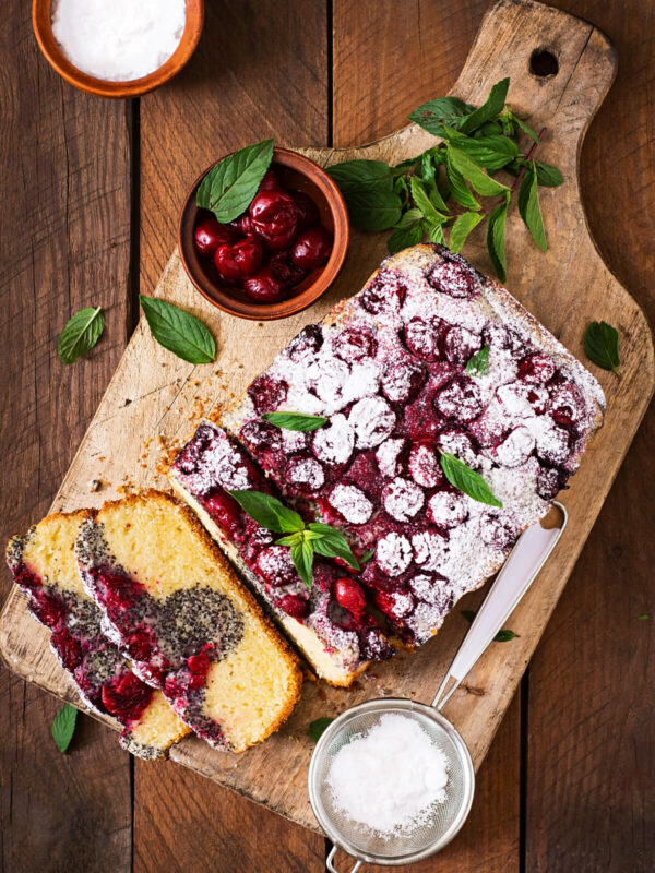 Kirsch-Mohn-Kastenkuchen – Saftiger Rührkuchen