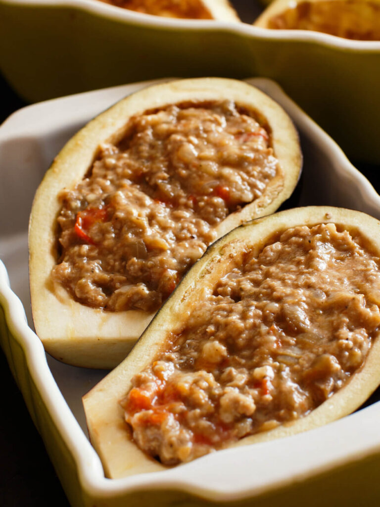 Melanzane Ripiene con Carne – gefüllte Auberginen mit Hackfleisch und Käsekruste