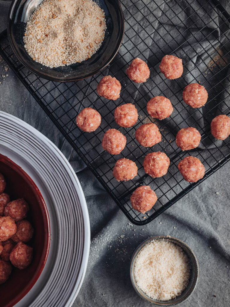 Polpette Rezept – italienische Hackbällchen mit Parmesan