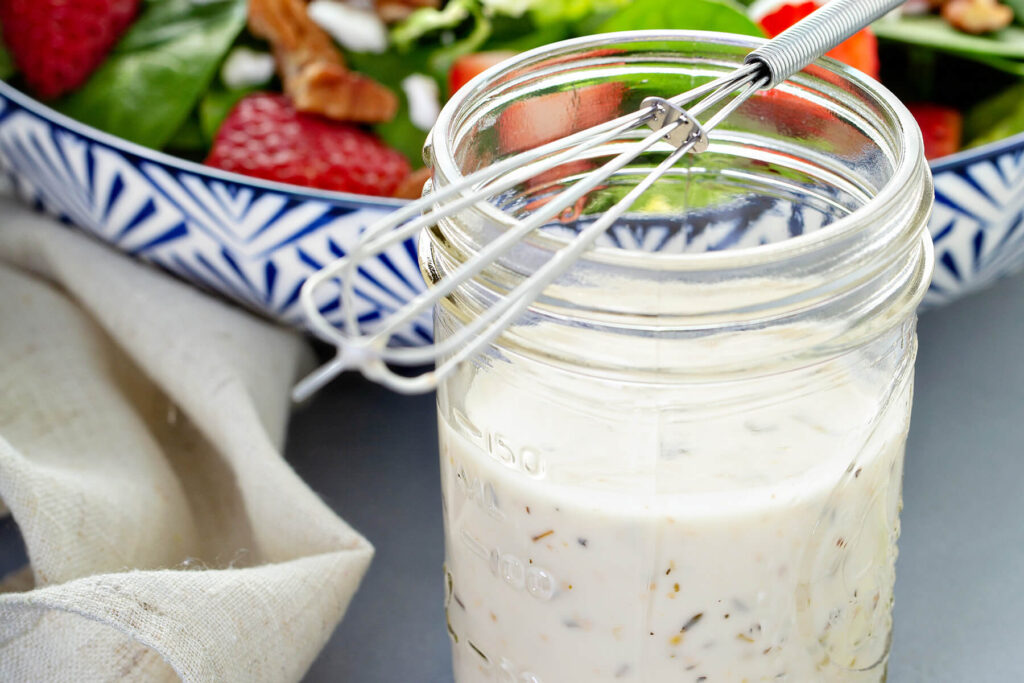 Ranch-Dressing mit Feta