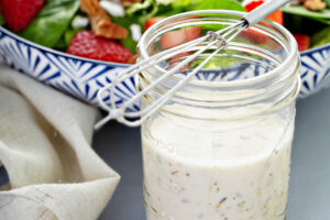 Ranch-Dressing mit Feta