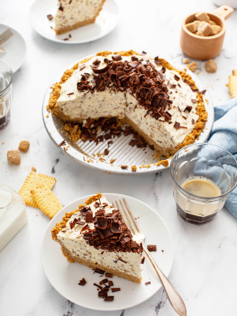 Ricotta-Schokoladen-Cannoli-Pie - Kuchen ohne Backen mit Keksboden