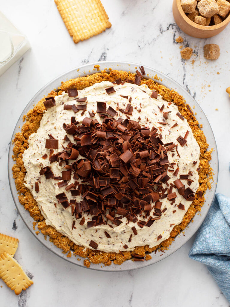 Ricotta-Schokoladen-Cannoli-Pie - Kuchen ohne Backen mit Keksboden