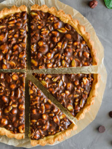 Schokoladen-Karamell-Nuss-Tarte