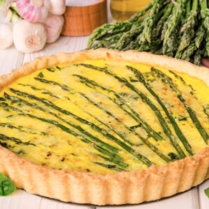 Spargel-Tarte mit grünem Spargel
