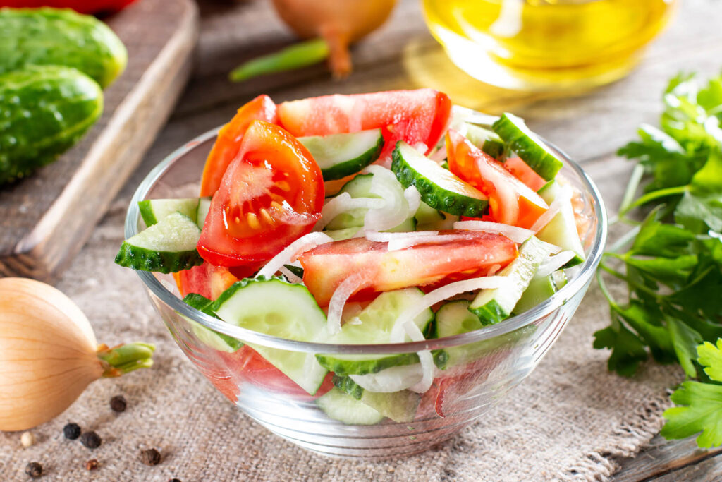 Vitamin-Salat mit Sonnenblumenöl