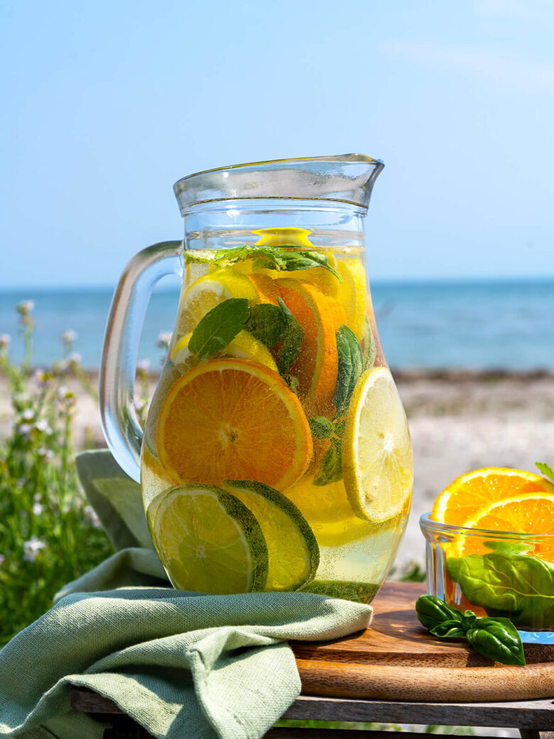 Detox-Infused Water Zitrus Minze