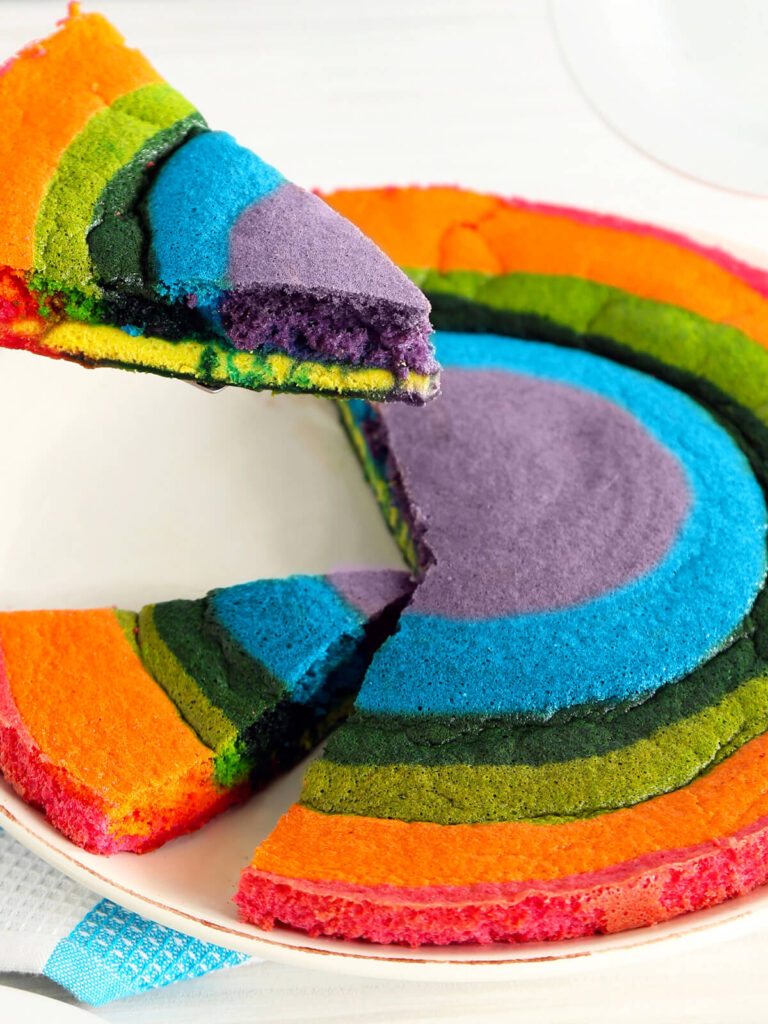Bunter Regenbogen-Biskuit