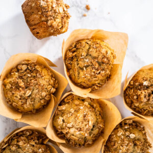 Bananen-Haferflocken-Muffins mit Haferstreuseln