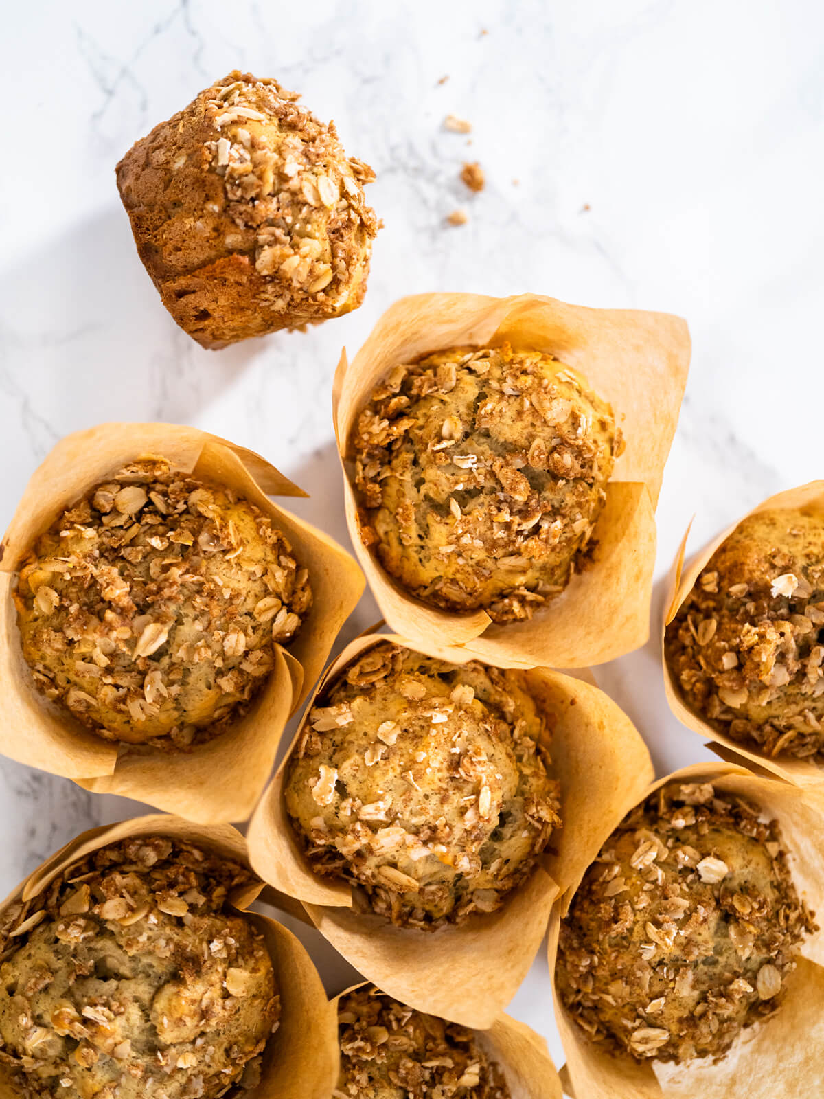 Bananen-Haferflocken-Muffins mit Haferstreuseln