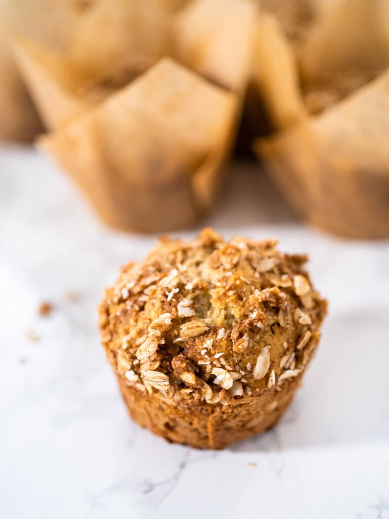 Bananen-Haferflocken-Muffins mit Haferstreuseln