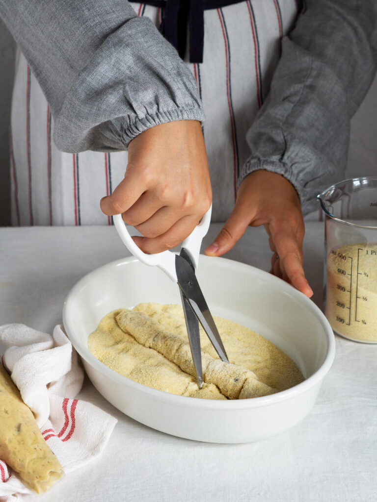 Spanische Schinken-Kroketten (Croquetas de Jamon) — cremige Tapas aus Béchamel und Serranoschinken