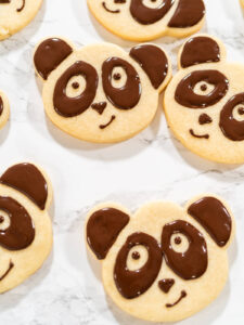 Schokoladen-Glasur zum Verzieren von Keksen (Chocolate Royal Icing)